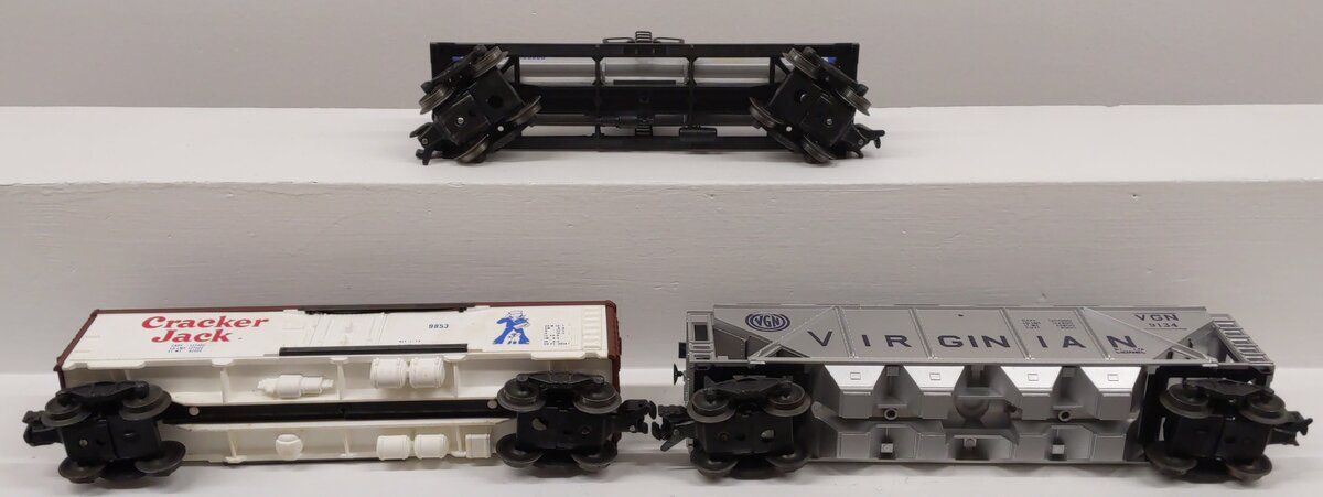 Lionel O Gauge Assorted Freight Cars 6-9853, 6-9134, 6-9153 [3] VG