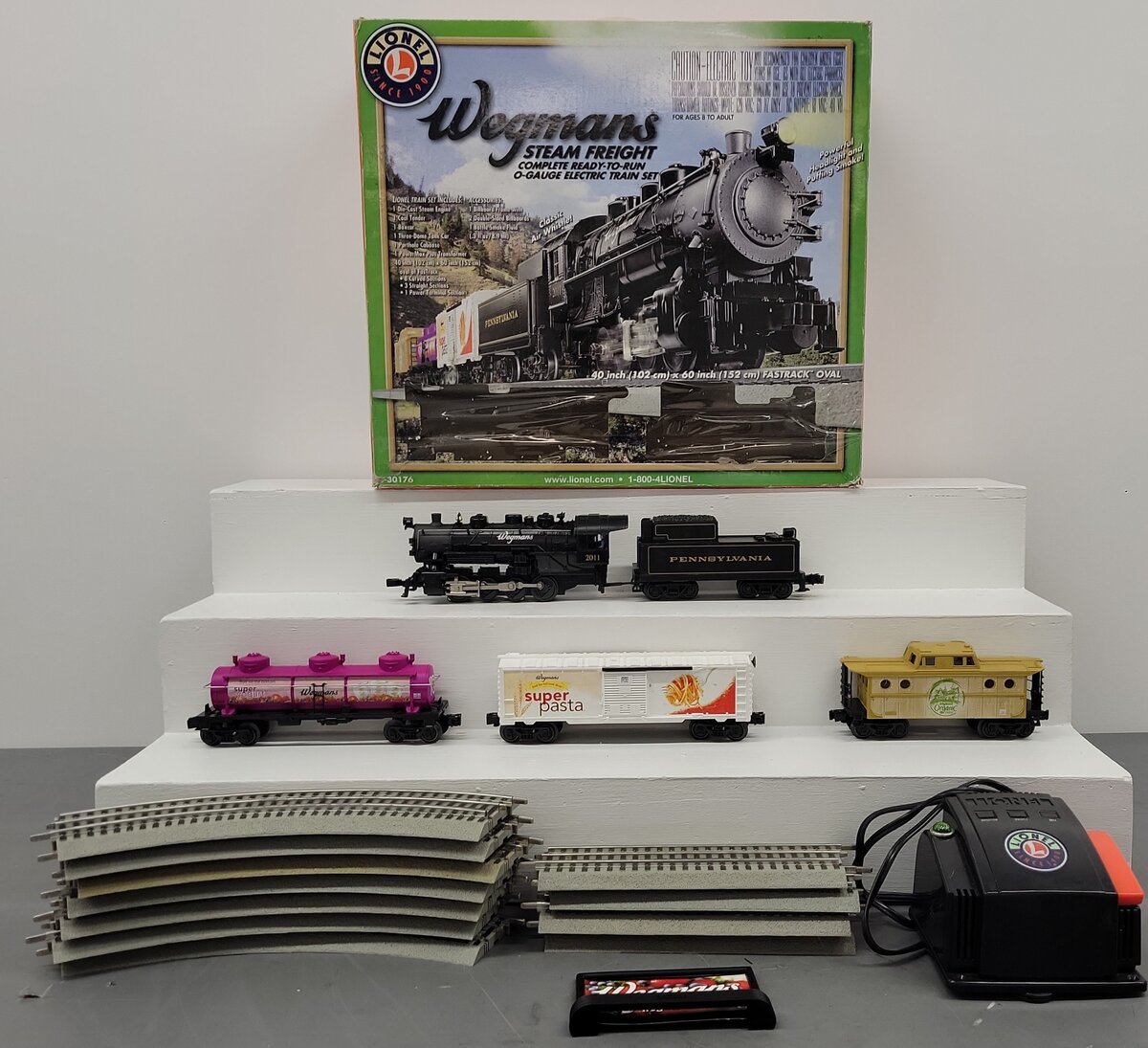 Lionel 6-30176 Wegmans O Gauge Steam Freight Train Set EX/Box