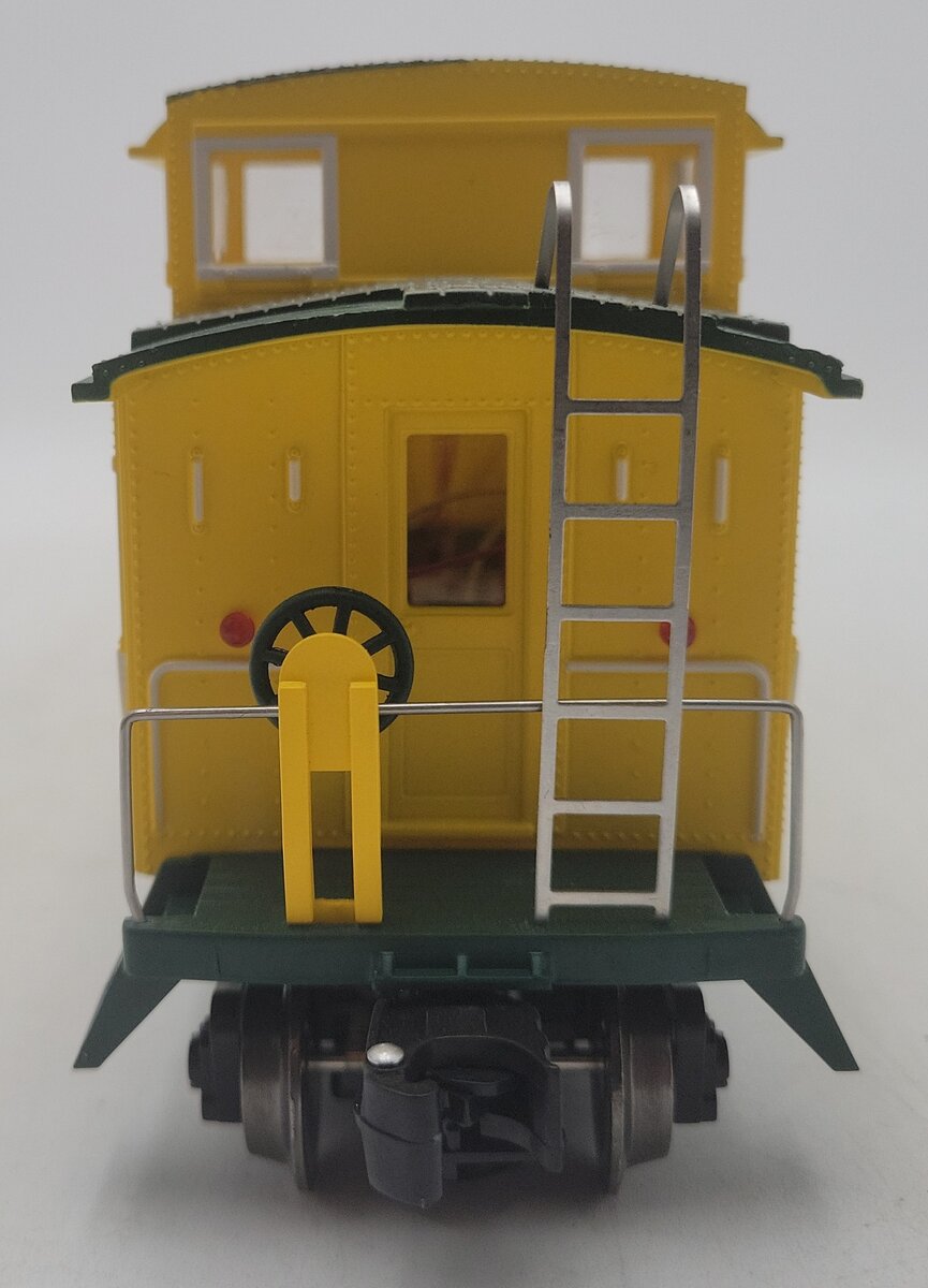 Menards 275-9438 O Gauge Chicago and North Western Caboose #5016 EX/Box