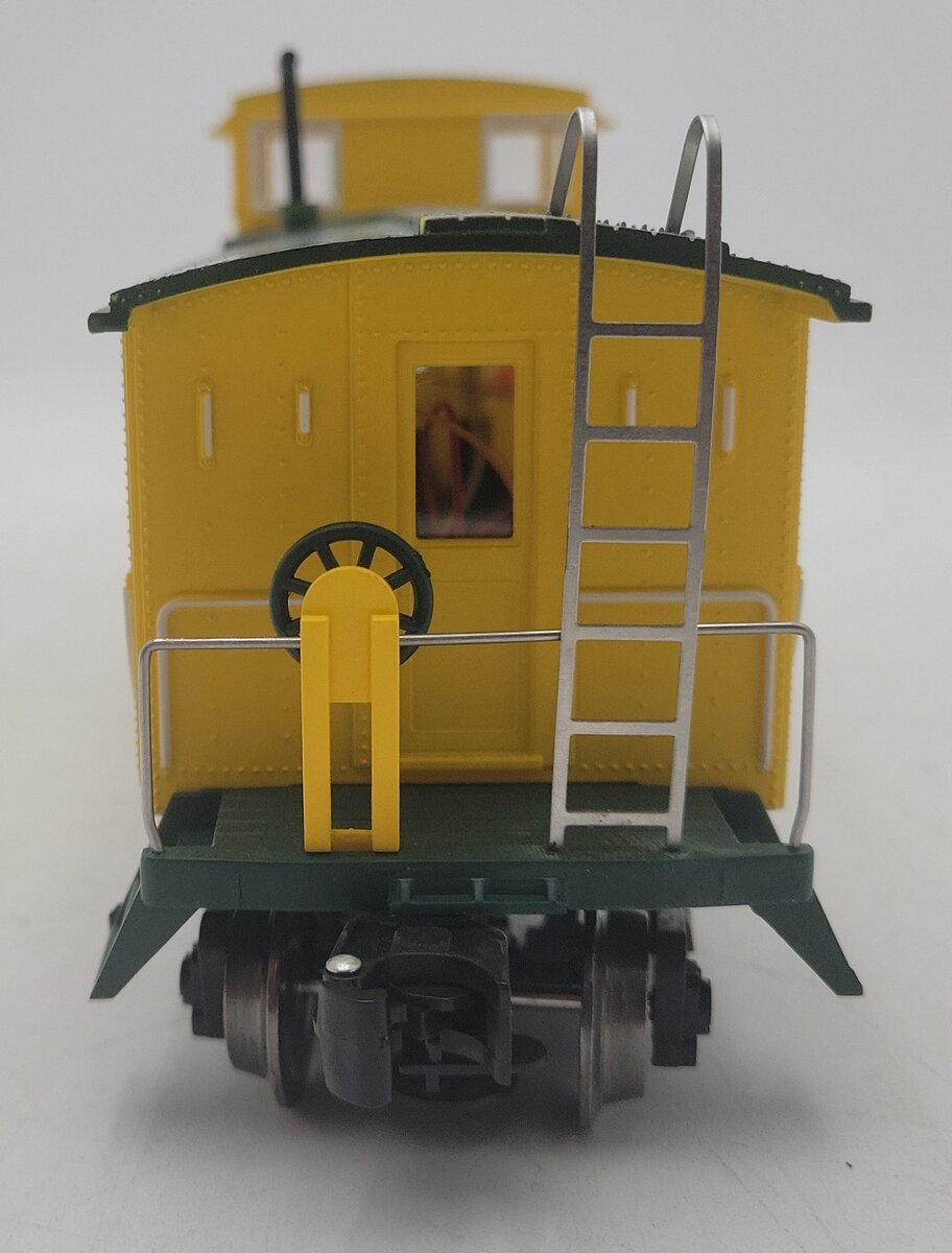 Menards 275-9438 O Gauge Chicago and North Western Caboose #5016 EX/Box