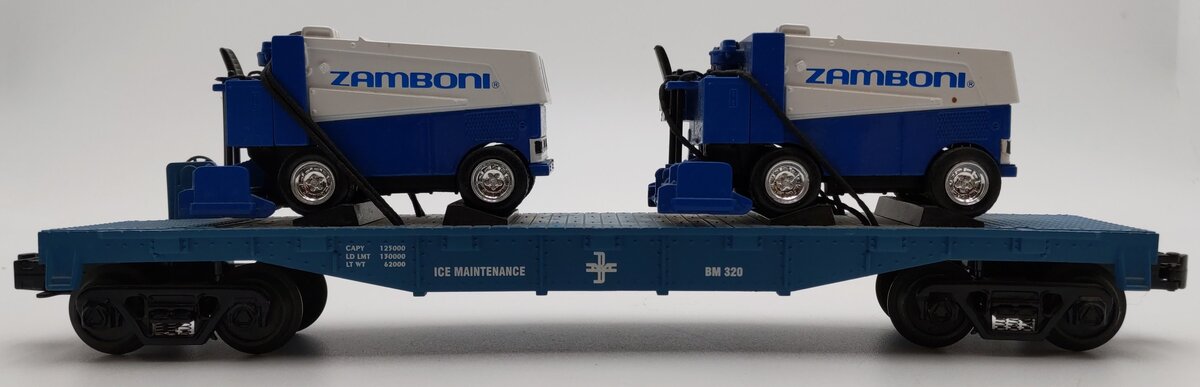 MTH 30-76038 O Gauge Boston and Maine Flat Car with Zambonis EX/Box