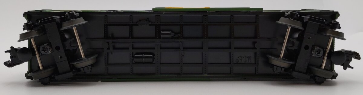 MTH 30-7137 O Gauge John Deere Stock Car LN/Box