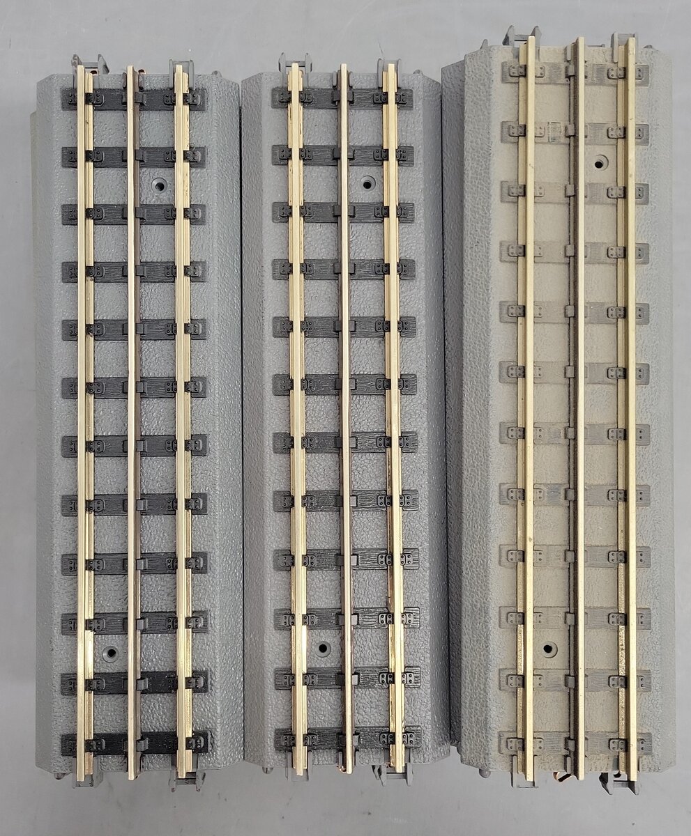 MTH 40-1001 RealTrax 10" Straight Track with Solid & Hollow Rails (25) EX