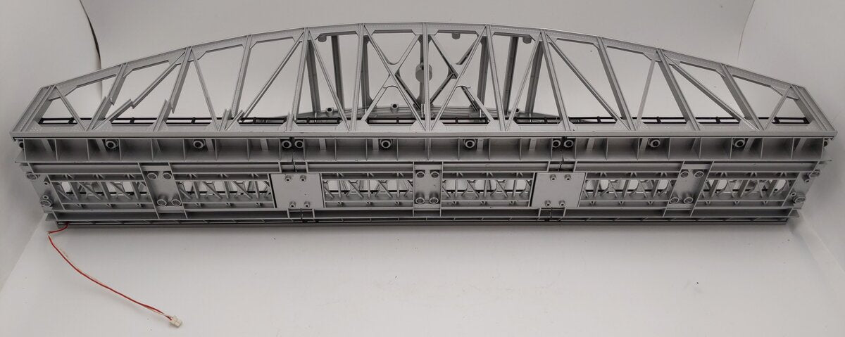 MTH 40-1121 O RealTrax Black Steel Arch Bridge VG