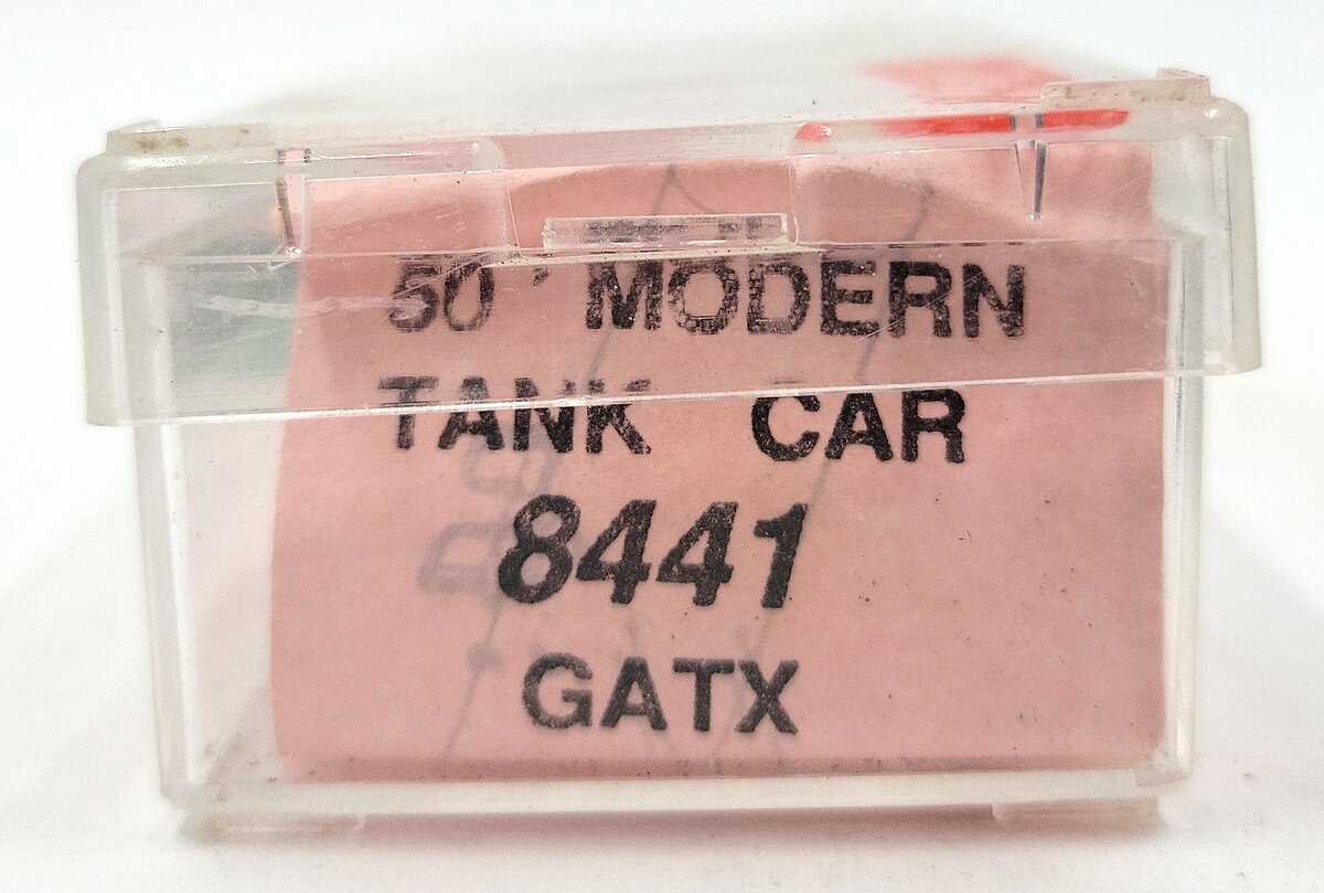 Roundhouse 8441 N Scale GATX 50' Modern Tank Car #52605 EX/Box
