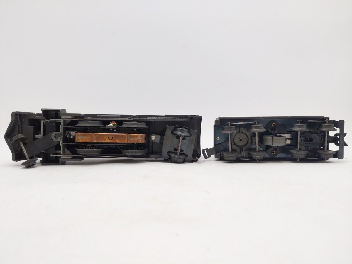 Marx 1666 Vintage O 2-4-2 Santa Fe Steam Locomotive & Tender VG