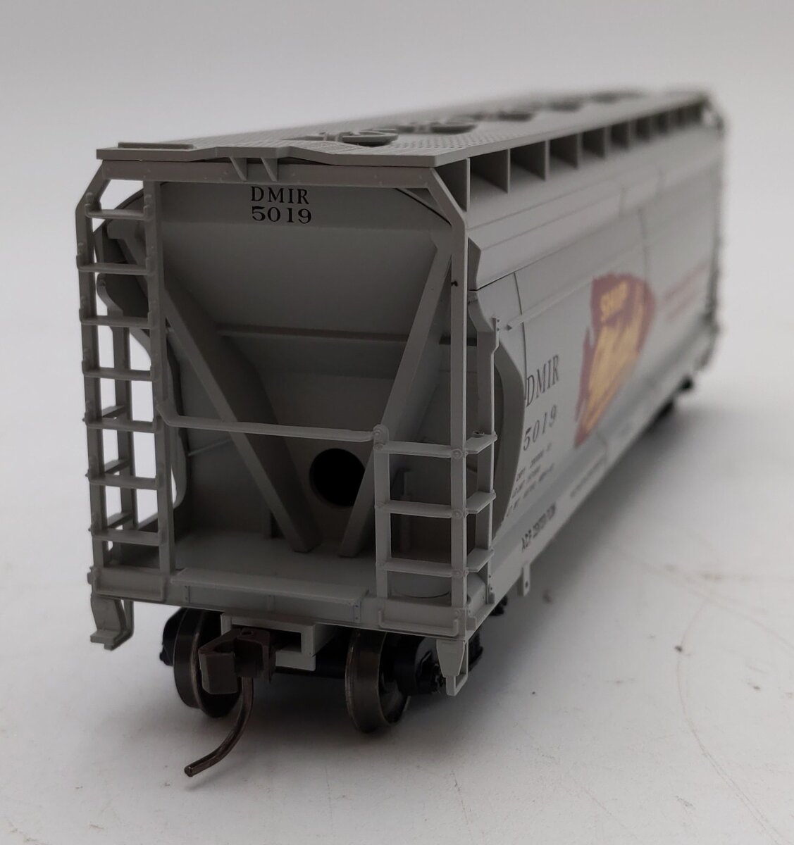 Atlas #20-006-508 HO Scale DM&IR ACF 3560 Covered Hopper #5019 LN/Box