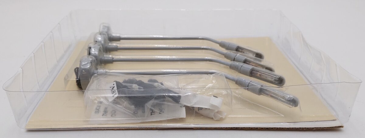 Lionel 6-12804 O And O27 Operating Highway Lights (Set of 4) NIB