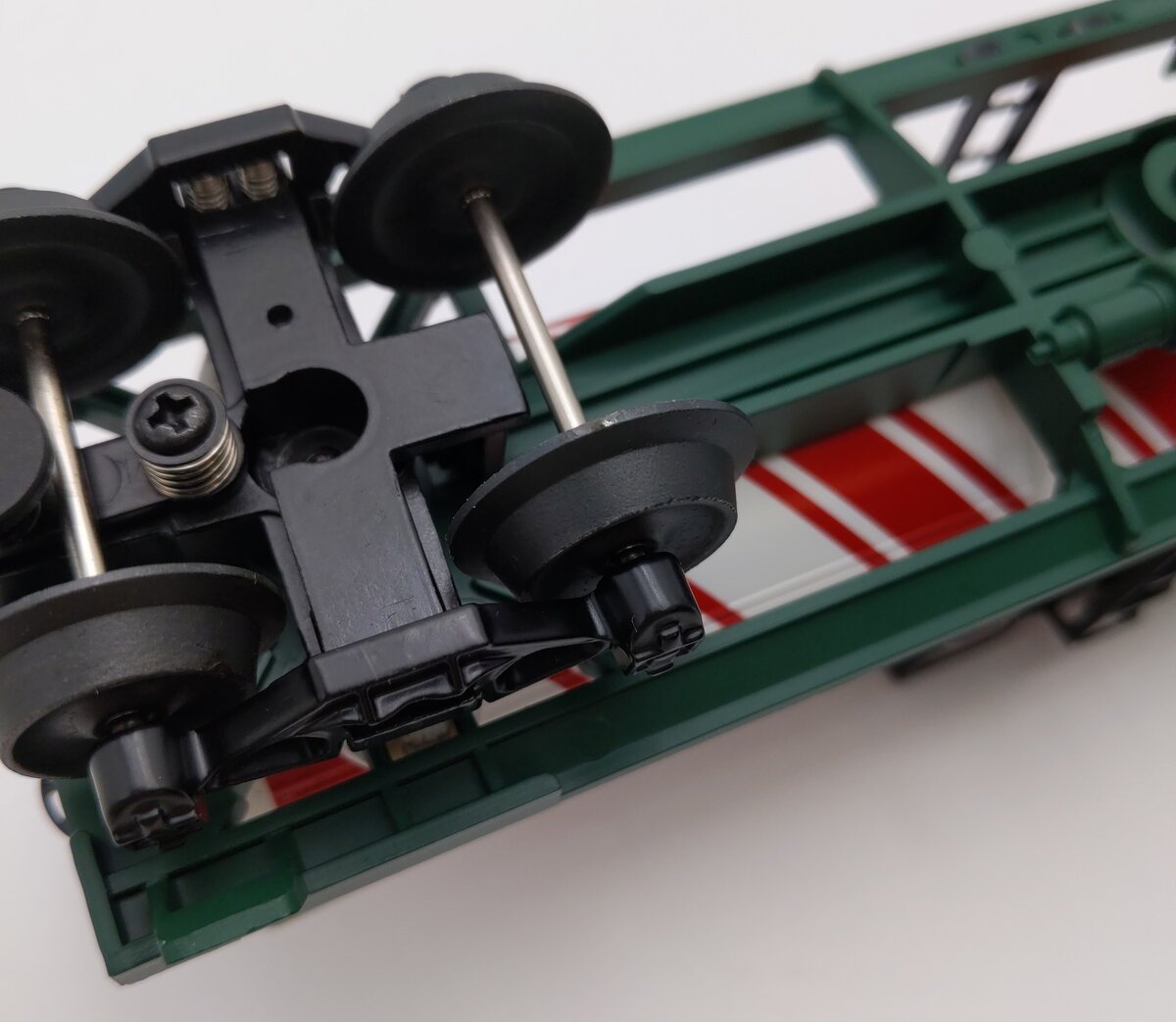 Lionel 6-26196 O Gauge Candy Cane Single Dome Tank Car EX/Box