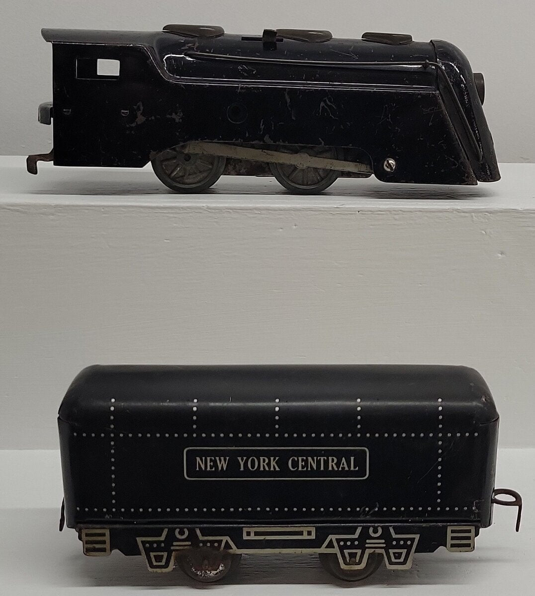 Marx O Gauge Vintage Commodore Vanderbilt Locomotive and Tender VG