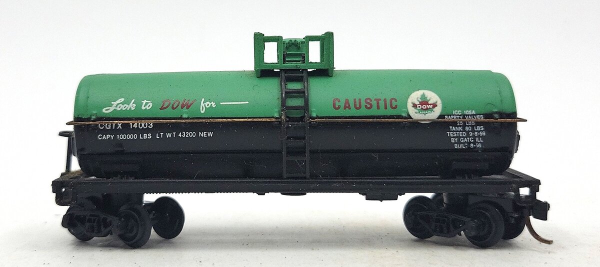 Bachmann 5103 N Scale Caustic Chemical/DOW Canada 41' Tank Car #14003 EX