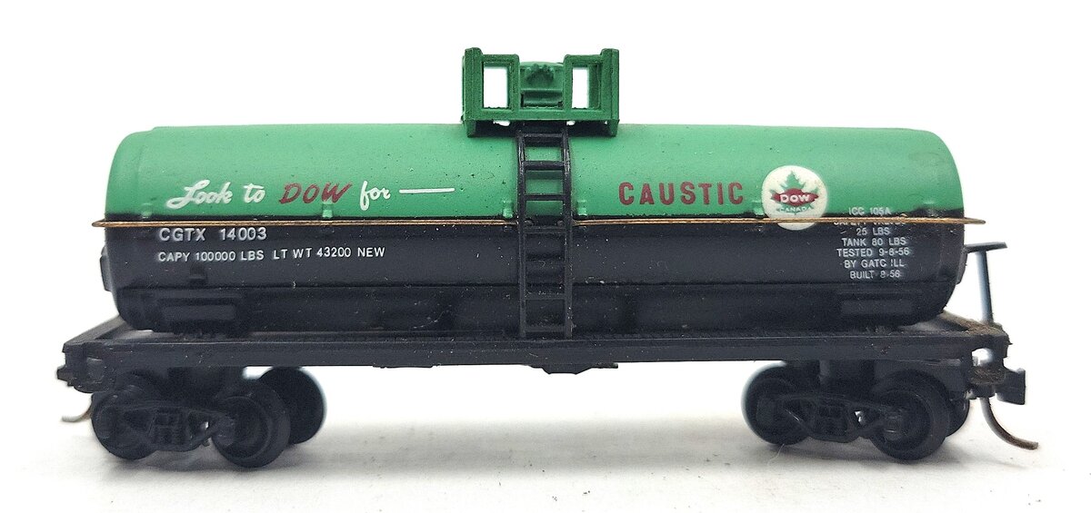 Bachmann 5103 N Scale Caustic Chemical/DOW Canada 41' Tank Car #14003 EX