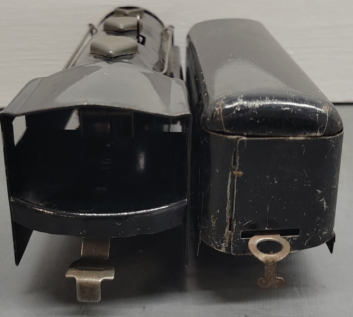 Marx O Gauge Vintage Commodore Vanderbilt Locomotive #232 and Tender VG