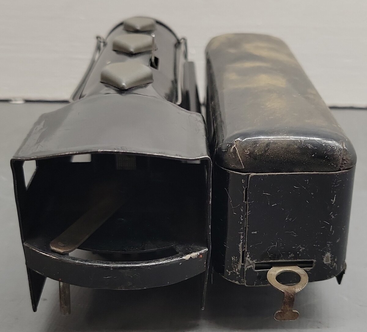 Marx O Gauge Vintage Commodore Vanderbilt Locomotive #232 and Tender VG