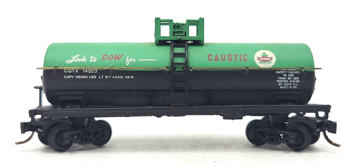 Bachmann 5103 N Scale Caustic Chemical/DOW Canada 41' Tank Car #14003 LN