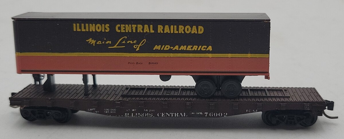 Con-Cor 0001-01205E  Illinois Central 50' Flat Car w/ Trailer #76002 EX/Box