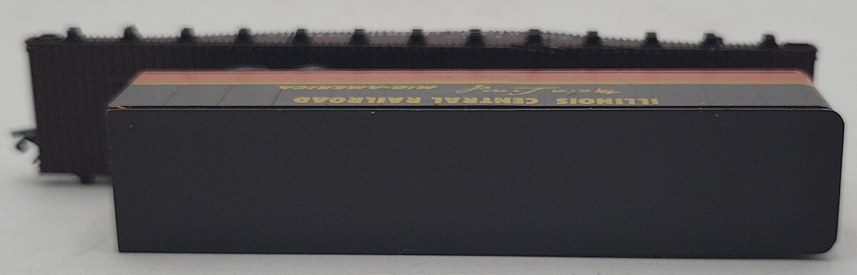 Con-Cor 0001-01205E  Illinois Central 50' Flat Car w/ Trailer #76002 EX/Box