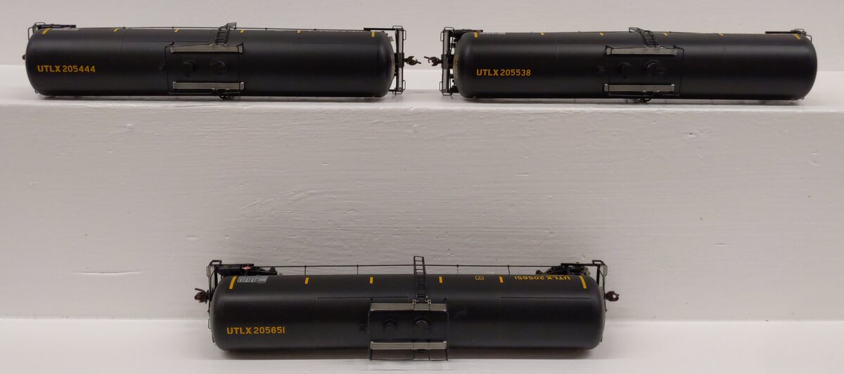 Athearn 97612 HO UTLX RTR 30,000-Gallon Ethanol Tank #3 (3) EX/Box