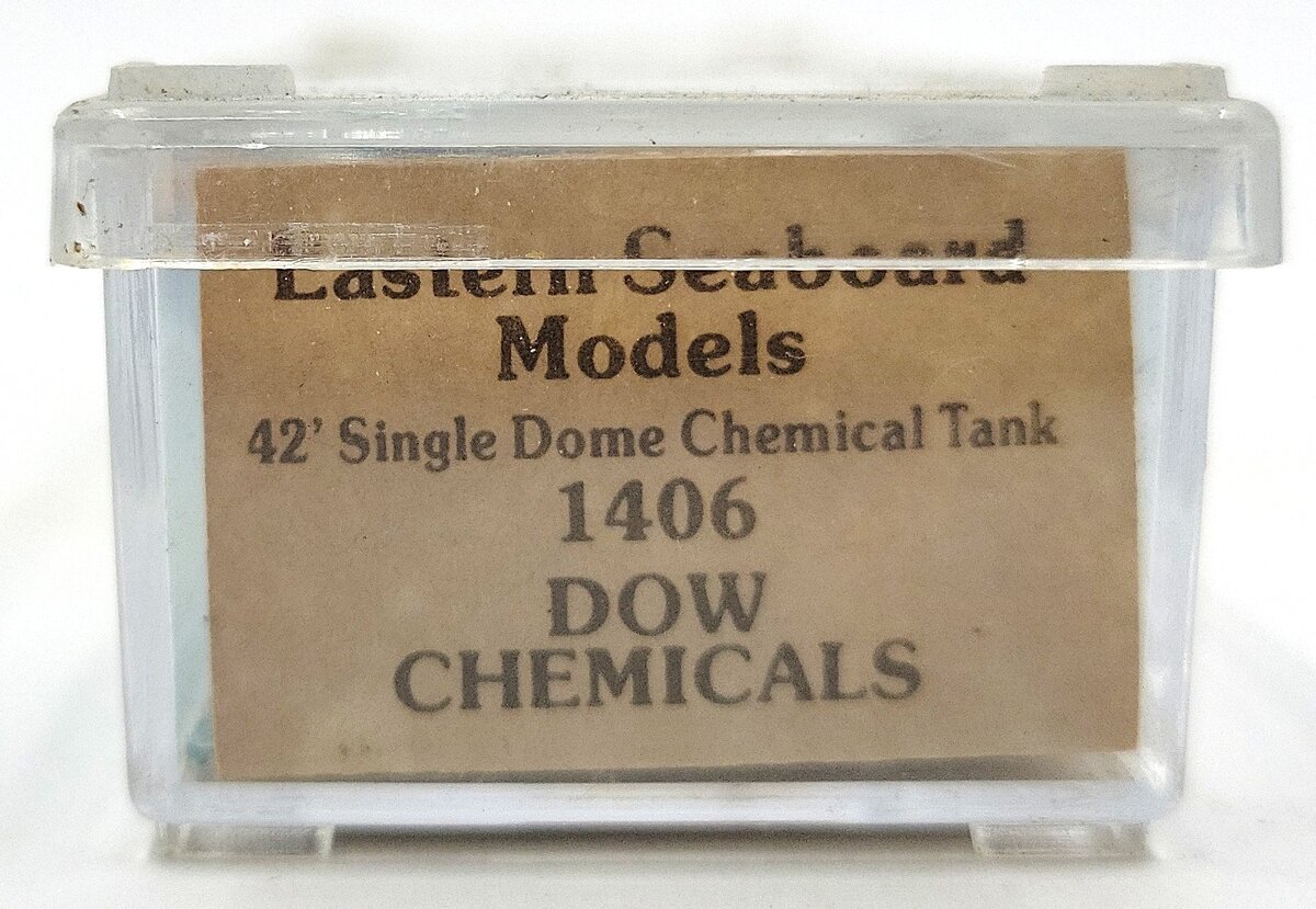 Eastern Seaboard Models 1406 Dow Chemicals  42' Single Dome Chemical Tank Car EX/Box