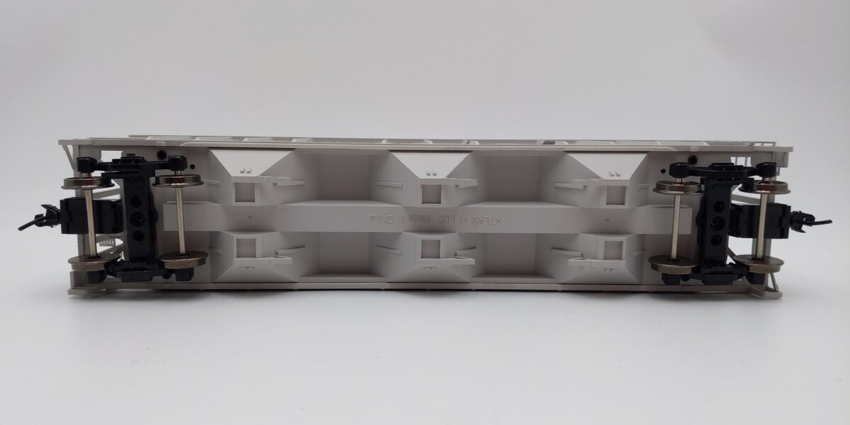 Atlas 2002566-2 O Illinois Central Gulf PS-2 Covered Hopper #707039 (2-Rail) LN/Box