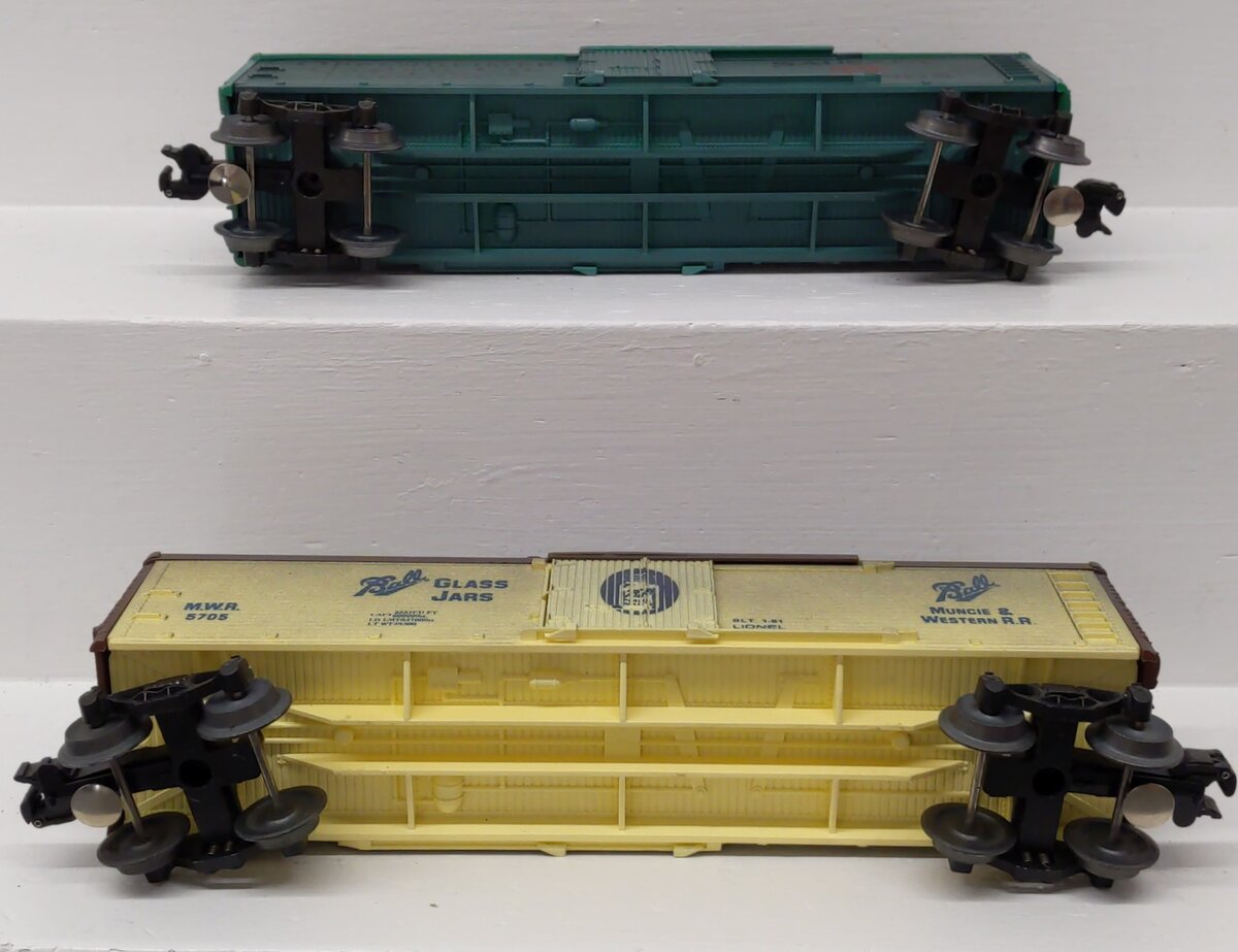 Lionel O Gauge Assorted Reefer Cars- 6-5700 6-5705 [2] LN/Box