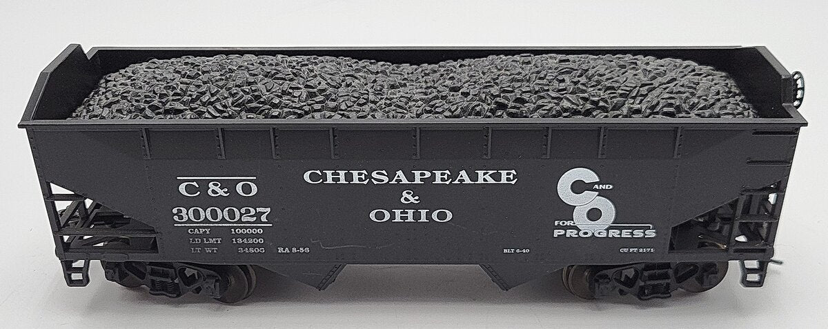 MTH 20-97416 O Gauge Chesapeake & Ohio 2-Bay Hopper w/Coal Load (2-Rail) EX/Box