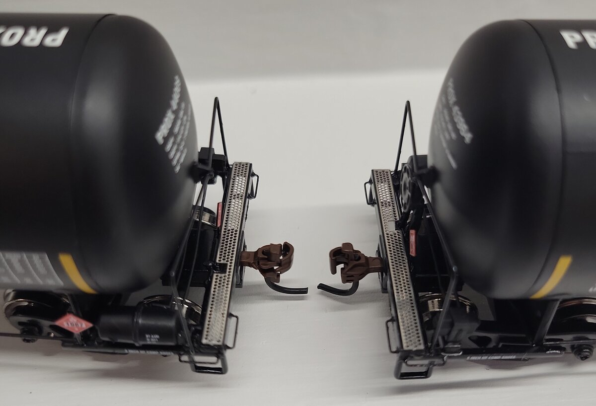 Athearn 97607 HO Procor RTR 30,000-Gallon Ethanol Tank Cars #2 (3) EX/Box