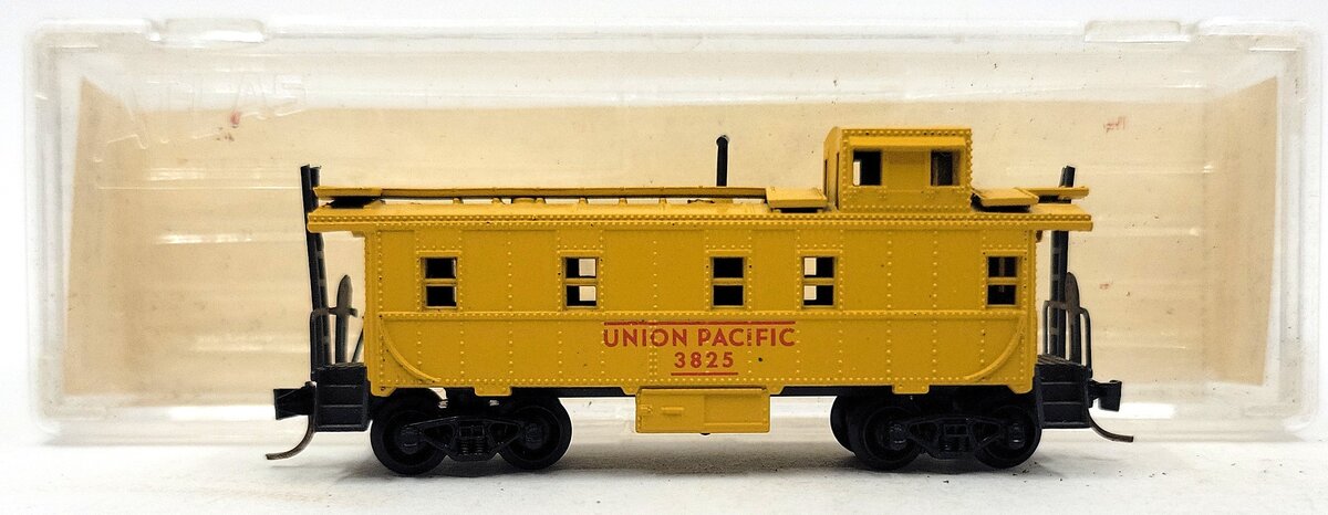 Atlas 3562 N Scale Union Pacific Caboose #3825 LN/Box