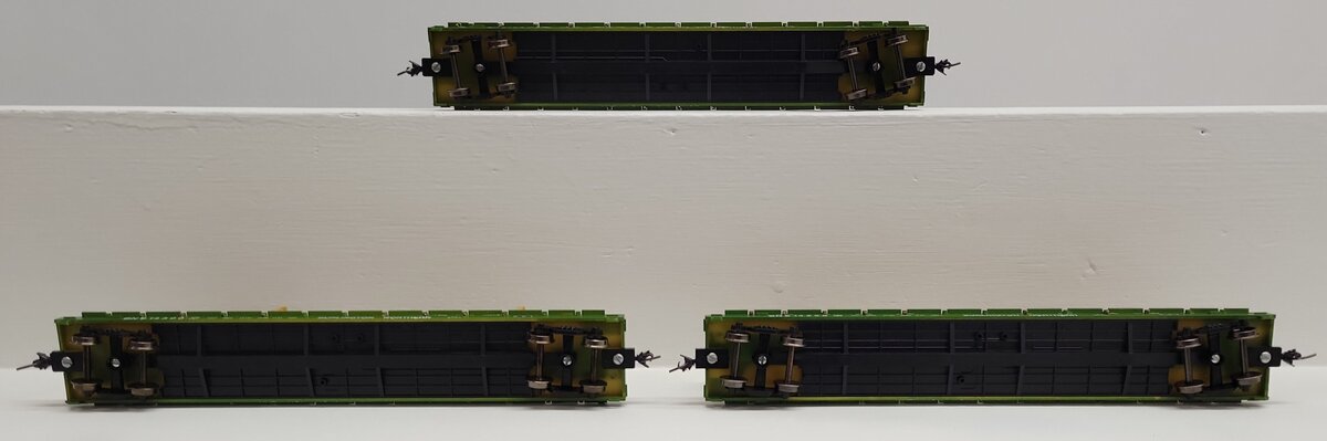 HO Scale Burlington Northern Flatcars w/ Diecast Loads [3] EX
