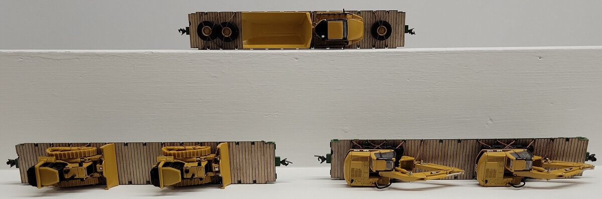 HO Scale Burlington Northern Flatcars w/ Diecast Loads [3] EX