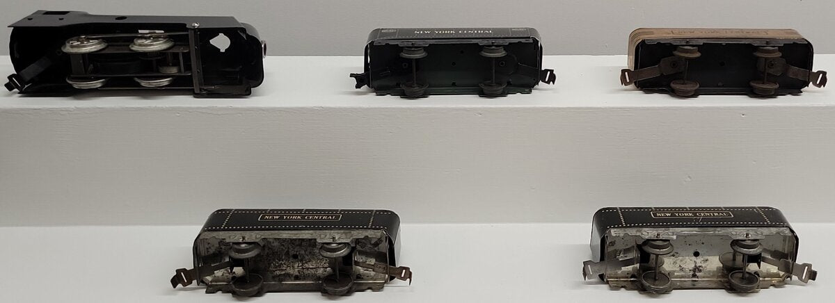 Marx O Gauge Vintage Mercury Locomotive and 4 NYC Tenders; 232, 551, [5] VG