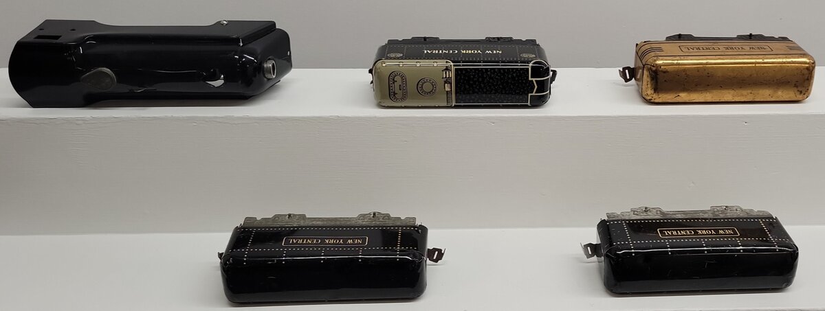 Marx O Gauge Vintage Mercury Locomotive and 4 NYC Tenders; 232, 551, [5] VG