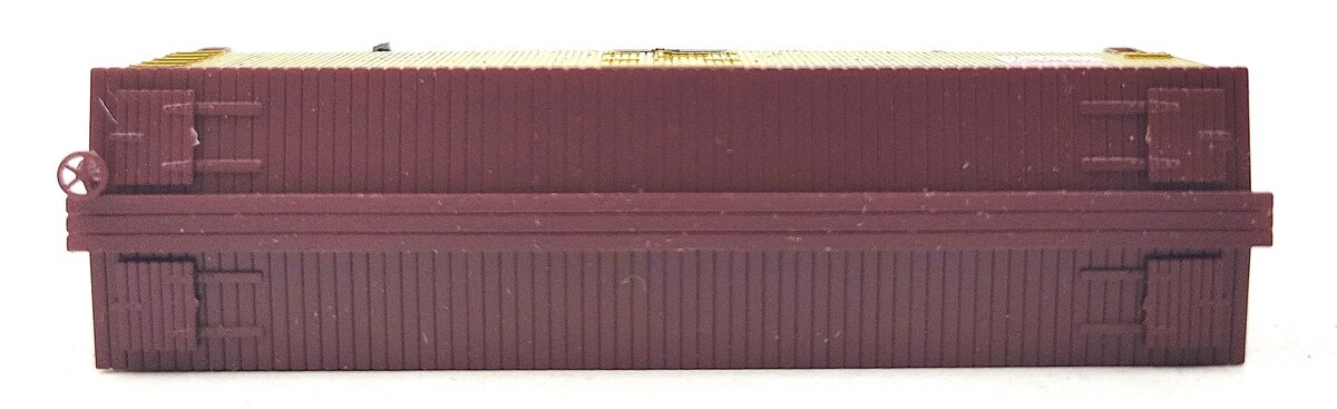 Roundhouse 8709 N Scale Carnation Milk Billboard Reefer #4201 LN/Box