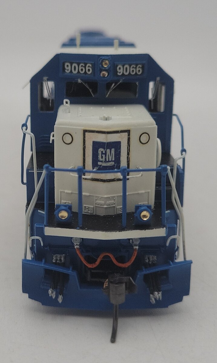 HO Scale CUSTOM EMD Diesel Locomotive #9066