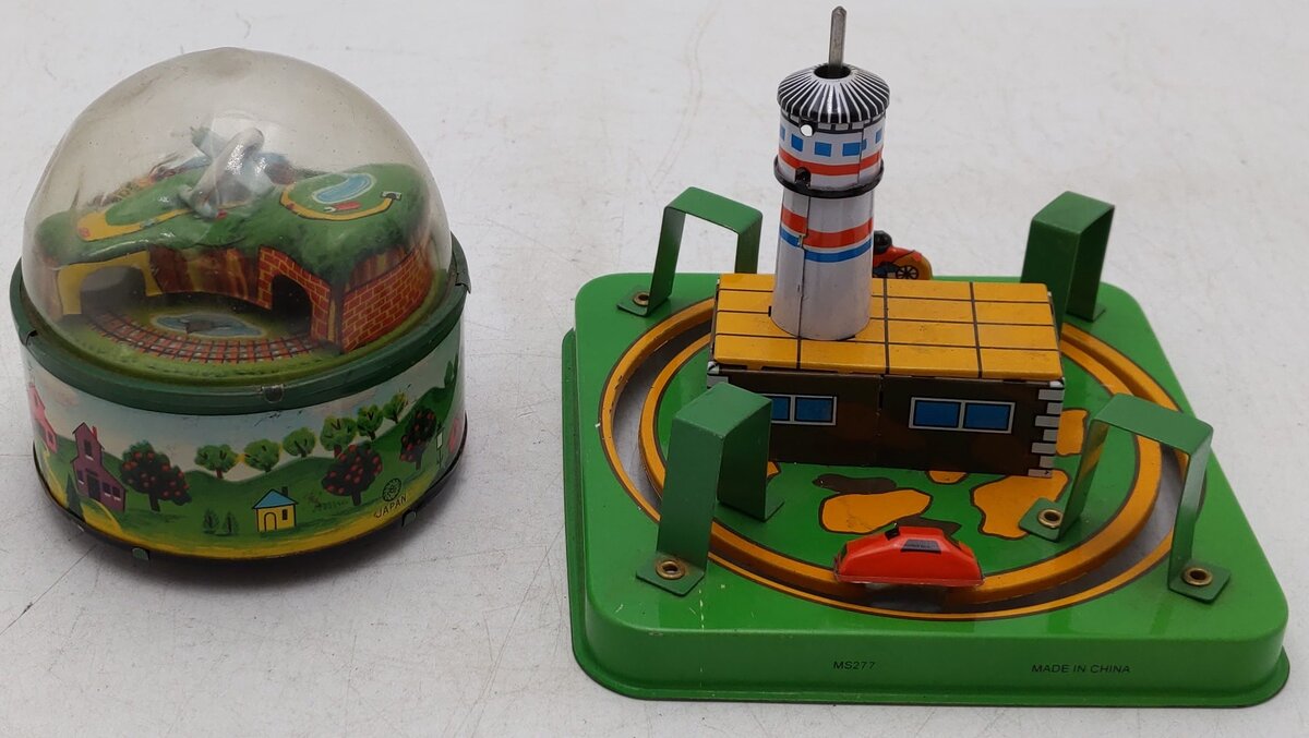 Wind Up Mini ChooChoo With Bell & MS277 Airport Carousel VG