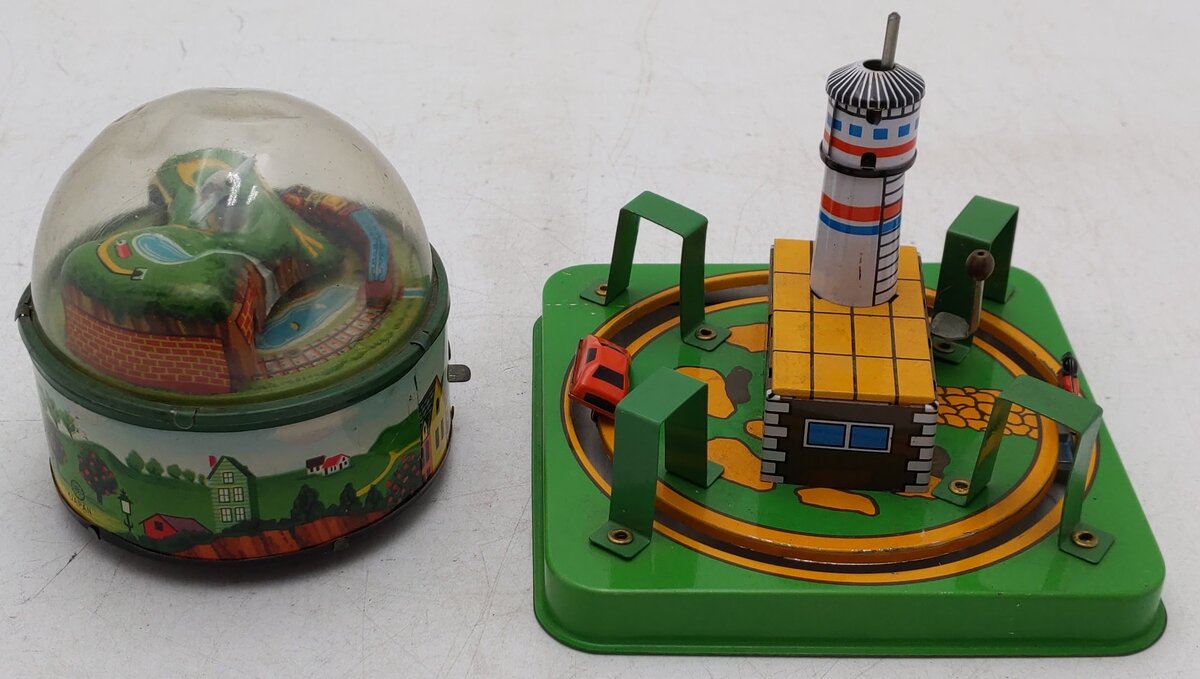 Wind Up Mini ChooChoo With Bell & MS277 Airport Carousel VG