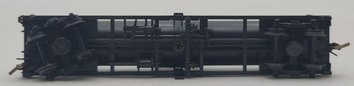 Con-Cor 1601 N Scale Shell Chemical Car #709 EX