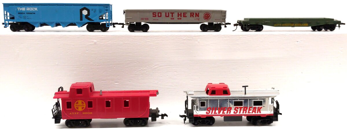 Bachmann & Other HO Scale Assorted Freight Cars [5] EX