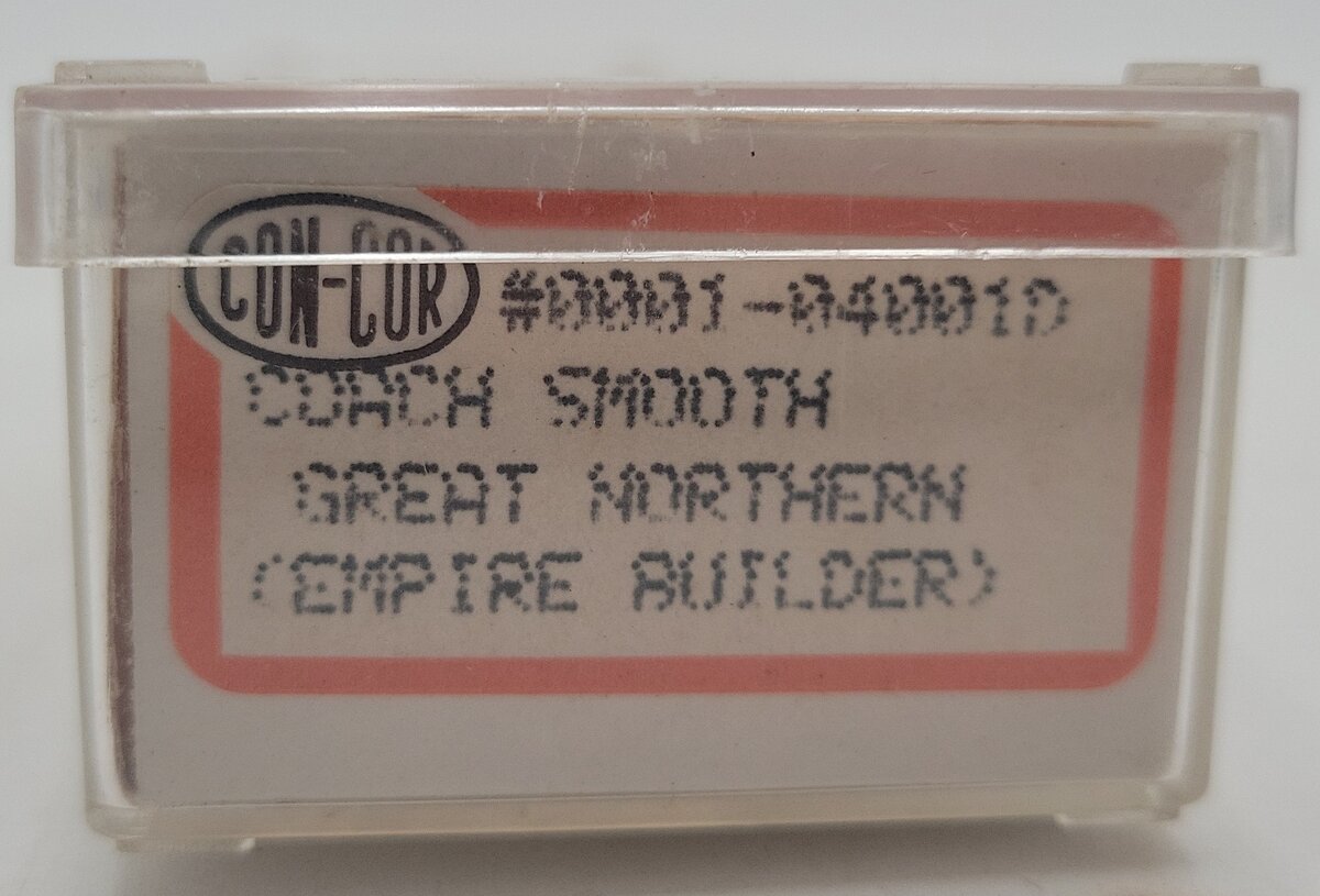 Con-Cor 0001-04001D Great Northern "Empire Builder" Smooth-Side Coach Car EX/Box