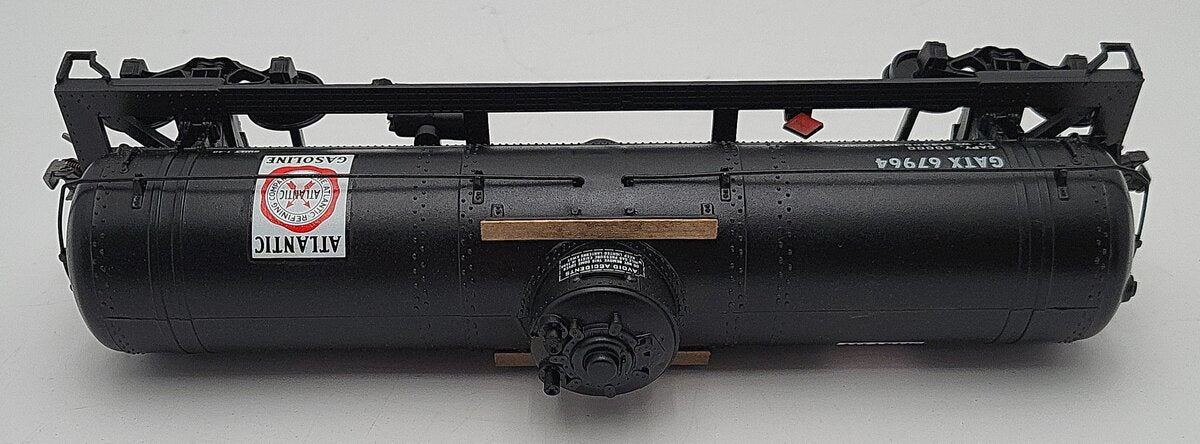 Williams O Scale 2-Rail GATX Corporation Tank Car #67964 EX