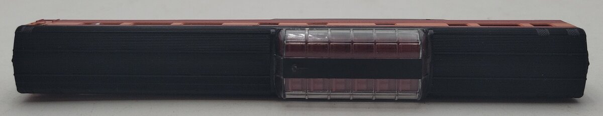 Con-Cor 0001-04061F N Scale Southern Pacific Daylight 85' Vista Dome Passenger EX/Box