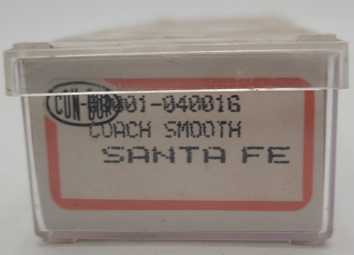 Con-Cor 0001-040016 N Scale Santa Fe smoothside Coach Car EX/Box