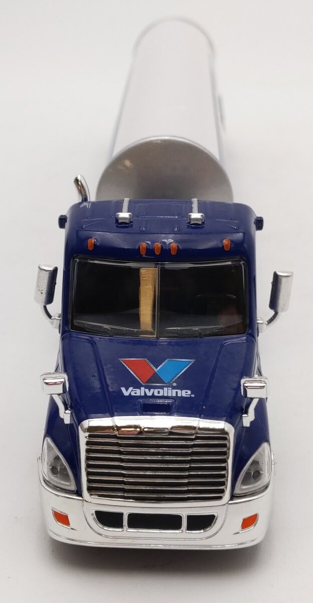 Menards 279-3547 1:64 Scale Gold Line Diecast Valvoline Tractor W/Tanker Trailer LN/Box