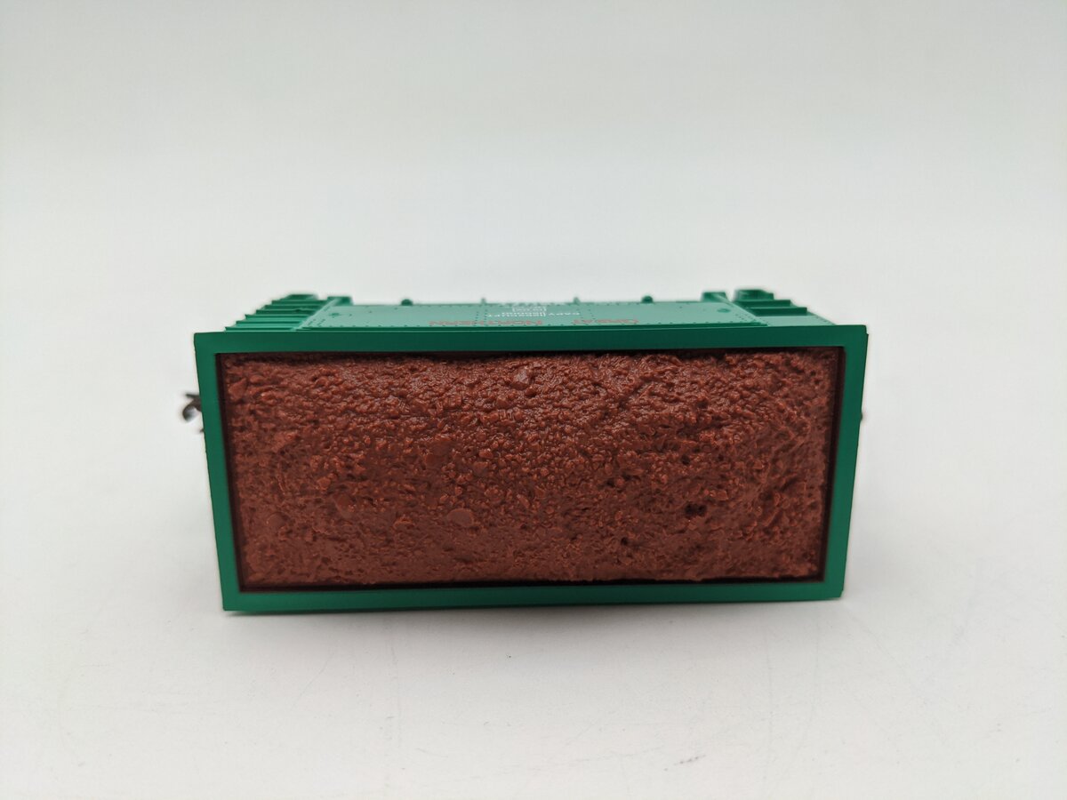 Roundhouse 87170 HO Scale Great Northern 24' Ribbed Ore Car w/Load #95077 LN/Box