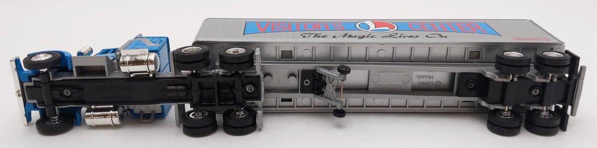 Lionel 6-12860 O / O27 Gauge Visitor L Center Tractor W/ Trailer Diecast LN/Box