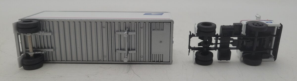 Athearn 93252 HO Scale USPS Truck and Trailer LN