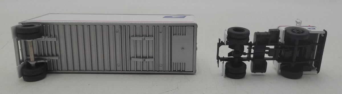 Athearn 93252 HO Scale USPS Truck and Trailer EX