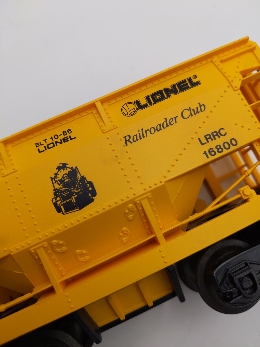 Lionel 6-16800 O Gauge Lionel Railroader Club Ore Car VG/Box