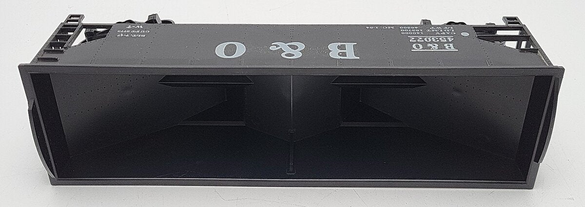 Weaver O Scale Baltimore and Ohio Hopper Car #453077 (2-Rail) EX/Box