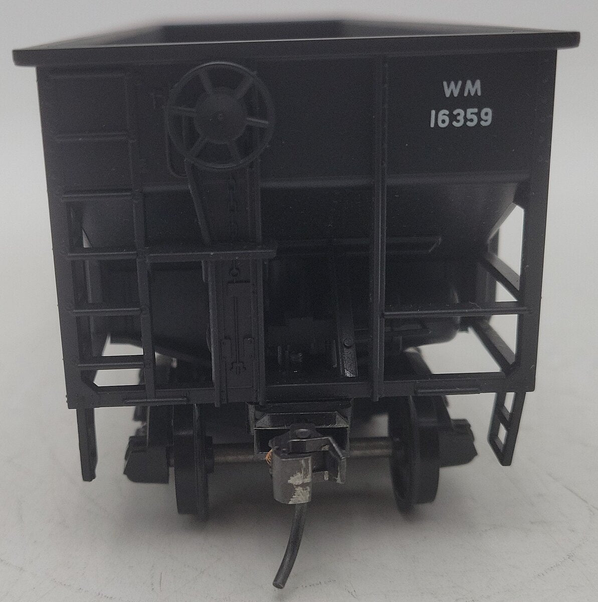 Weaver 2095 O Scale Western Maryland 2-Rail Hopper Car #16359 (2 Rail) EX/Box